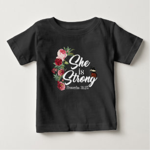 Camiseta Bíblia Cristã Verse Ela É Forte Proverbs 31:25