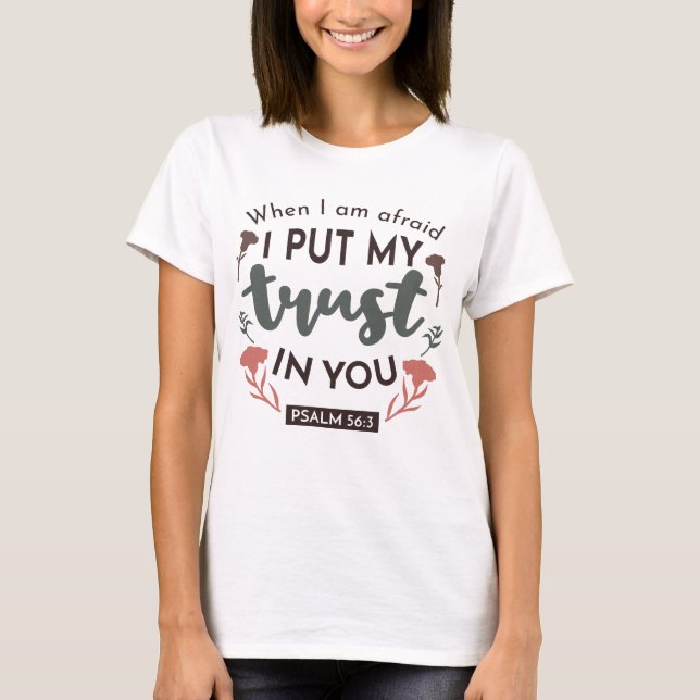 Camiseta Bíblia Floral Verse Art 'Eu ponho minha confiança  (Frente)