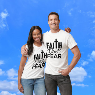 Camiseta Bíblia Versa FÉ Sobre O Texto NEGRO Branco DO MEDO
