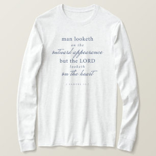 Camiseta Bíblia Verso 1 Samuel 16:7 Camiseiros com Capa Lon