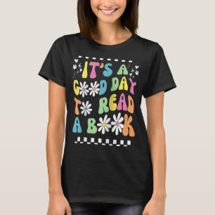 Camiseta Biblioteca É Um Bom Dia para Ler O Livro Groovy Le