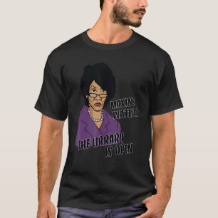 Camiseta Biblioteca Máxima Preta E Branca Está Aberta.