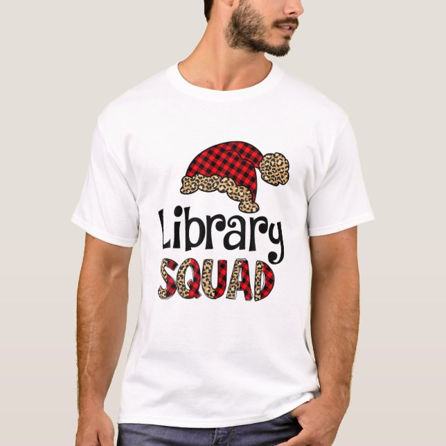 Camiseta Biblioteca Santa Hat Buffalo Xadrez Leopard Funny  (Frente)