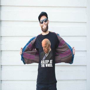 Camiseta BIDEN ASLEEP NA RODA Anti Joe Biden