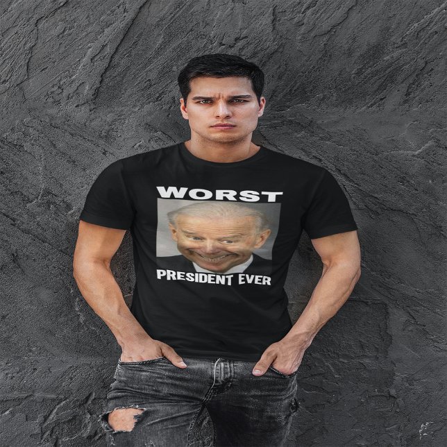 Camiseta Biden Pior Presidente Nunca | Anti Joe Biden Dark (Criador carregado)