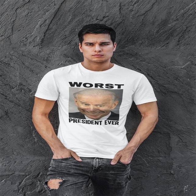 Camiseta Biden Pior Presidente Nunca | Anti Joe Biden | L (Criador carregado)