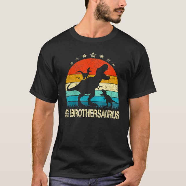 Camiseta Big Brother Dinossaur Big Brothersaurus 2 Duas Cri (Frente)