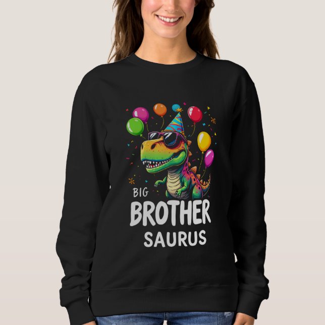 Camiseta Big Brother Saurus Playful Dinosaur (Frente)