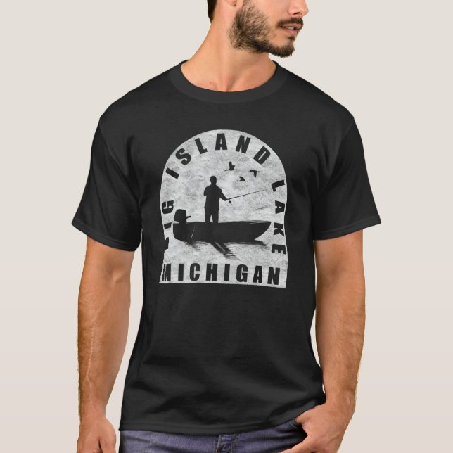 Camiseta Big Island Lake Fish Michigan (Frente)