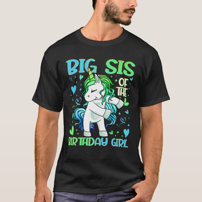 Camiseta Big Sis Da Garota De Aniversário Flagindo Unicórni (Frente)