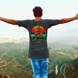 Camiseta Bigfoot Café da Manhã Me Faz Cagar Engraçado 