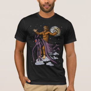 Camiseta Bigfoot Riding Mothman
