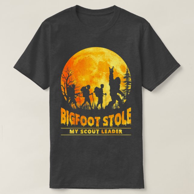 Camiseta Bigfoot Roubou O Meu Líder Escoteiro A Caminhar Ha (Frente do Design)