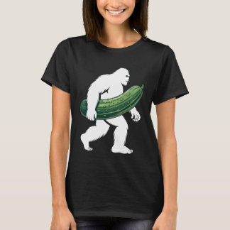 Camiseta Bigfoot with Cucumber for Adventurous Campers and 