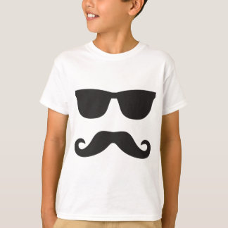 Camiseta bigode da cara