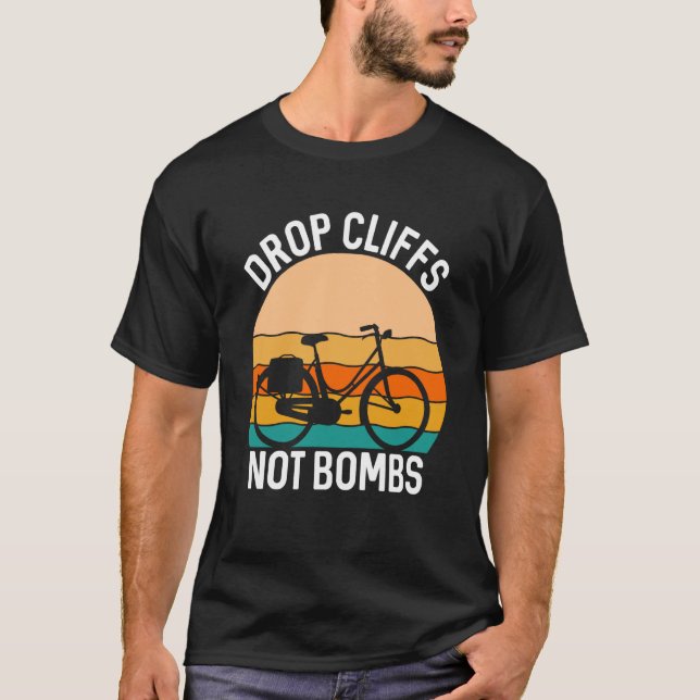 Camiseta Biking and Cycling  88 (Frente)