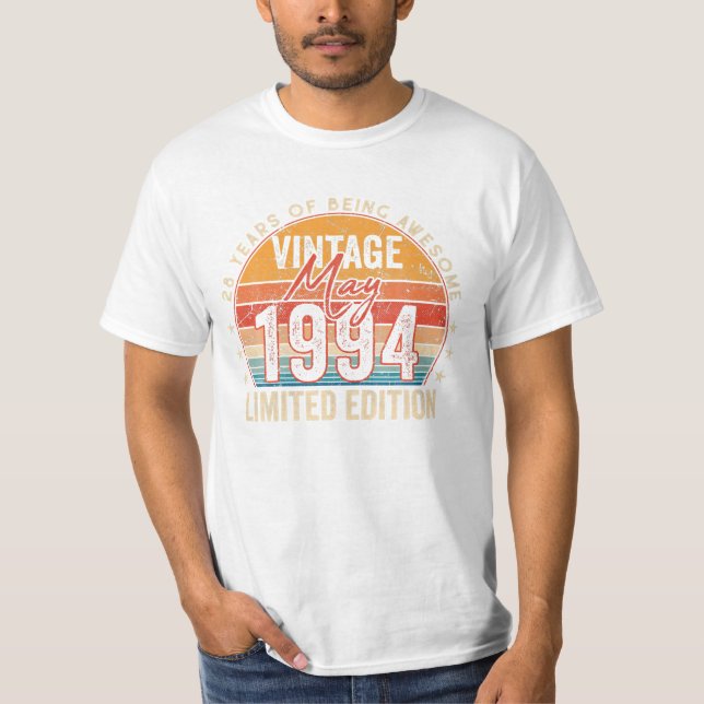 Camiseta Birthday Gift Vintage maio de 1994 (Frente)