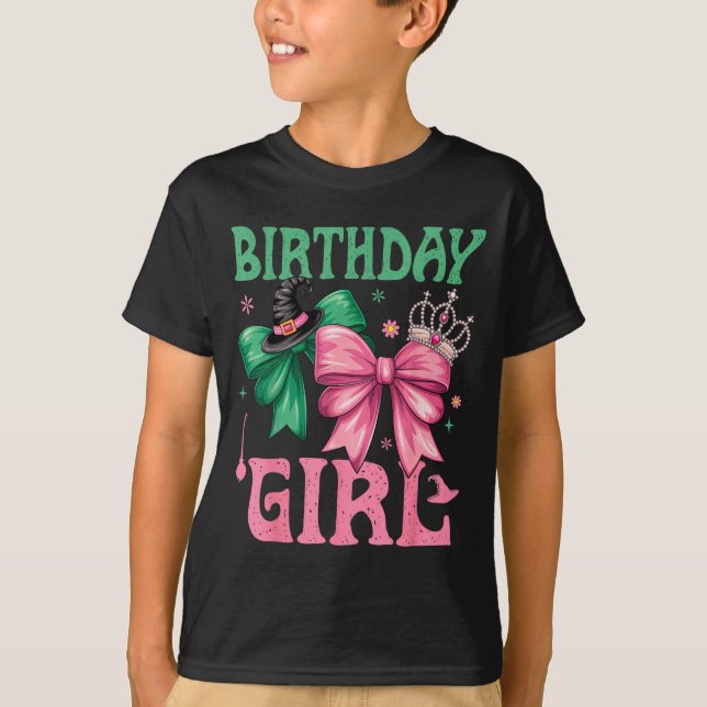 Camiseta Birthday Girl Nk And Green Birthday Witch Women Gi (Frente)