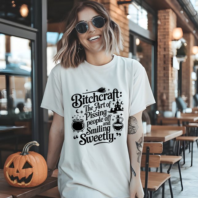 Camiseta Bitchcraft: A Arte das pessoas Piscantes (halloween,halloween movies,halloweentown,halloween horror nights,halloween ends,halloweentown cast)