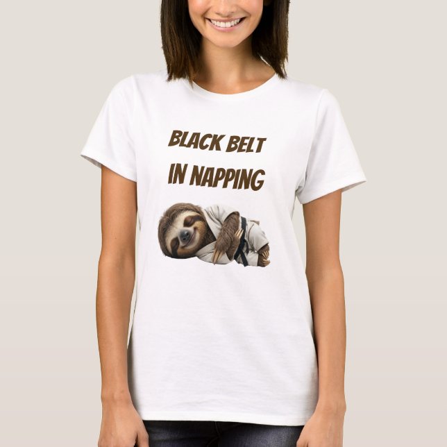 Camiseta Black Belt In Napping Sloth (Frente)