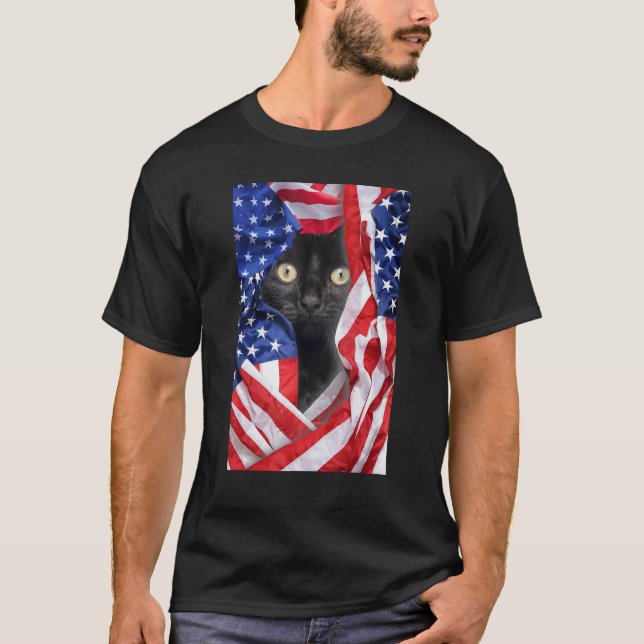 Camiseta Black Cat in USA Flag 4th of July Men Women (Frente)