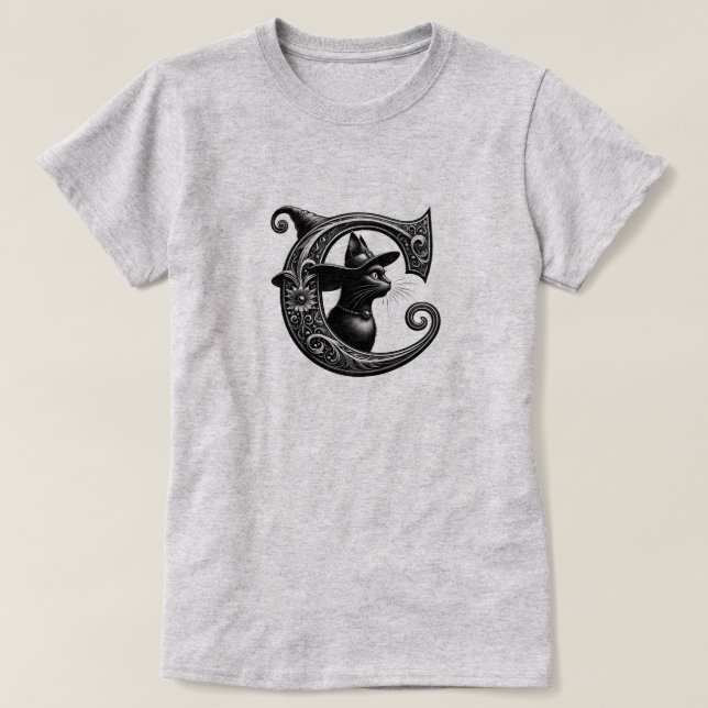 Camiseta Black Cat Witchy - Letra C Personalizada Inicial (Frente do Design)