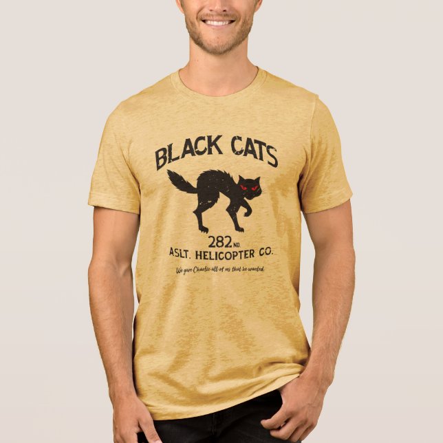 Camiseta Black Cats Vintage Emblem (Frente)