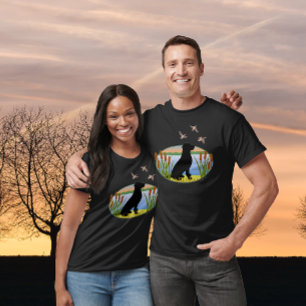 Camiseta Black Labrador Bird Dog Sunset Oval