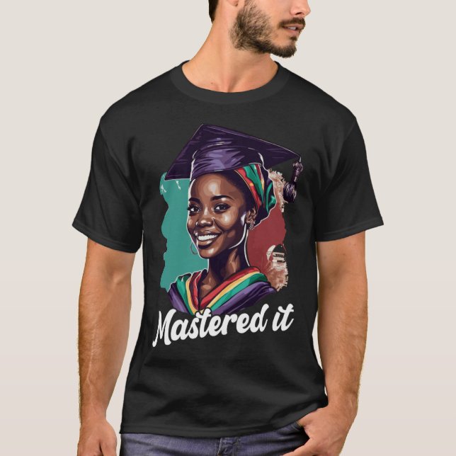 Camiseta Black Queen Masters Graduation Girl Mastered It  4 (Frente)