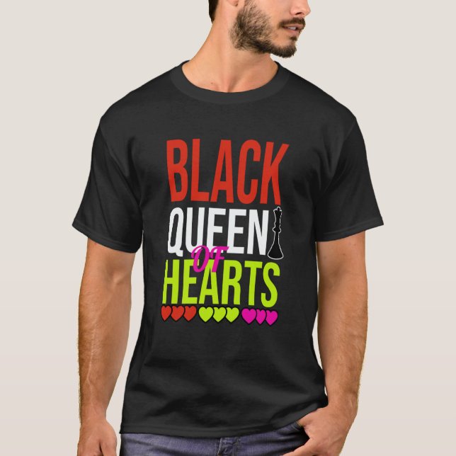 Camiseta Black Queen of Hearts Valentines Day 2023 Womans C (Frente)