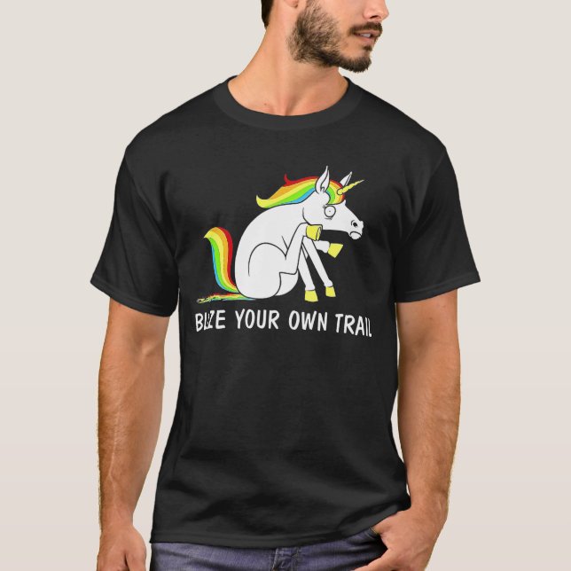 Camiseta Blaze seu próprio Unicórnio de Trilha (Frente)