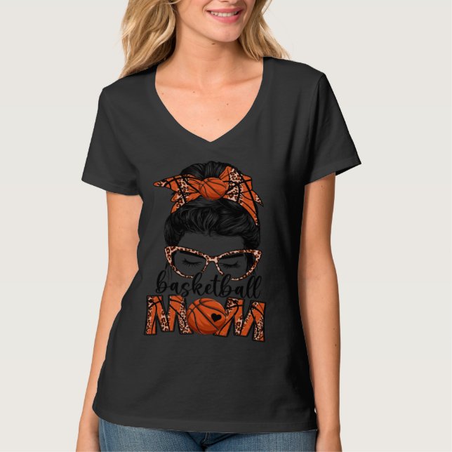 Camiseta Bleached Basketball Mom Game Day Messy Bun Leopard (Frente)