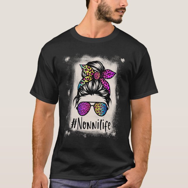 Camiseta Bleached Nonni life Messy Bun Rainbow Leopard Moth (Frente)