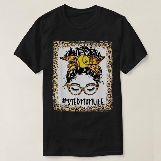 Camiseta Bleached Softball Stepmom Messy Bun Game Day Mothe (Frente do Design)