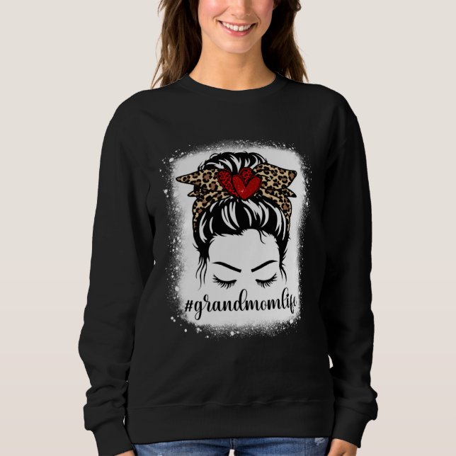 Camiseta Bleaches Grandmom Life Messy Bun Leopard Print Mot (Frente)
