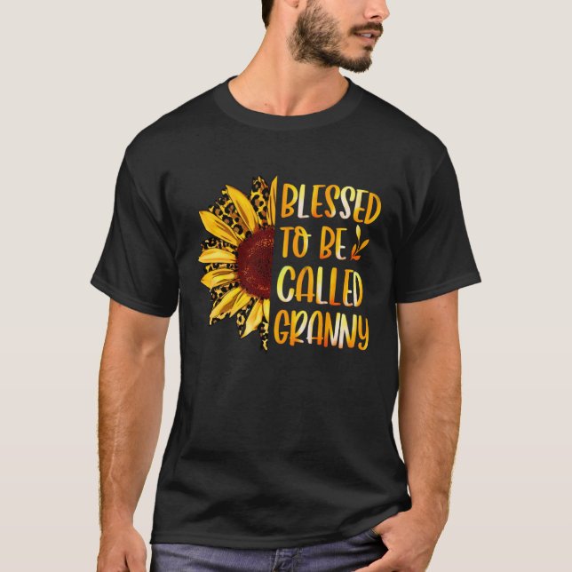 Camiseta Blessed To Be Called Granny Cute Sunflower Mothers (Frente)