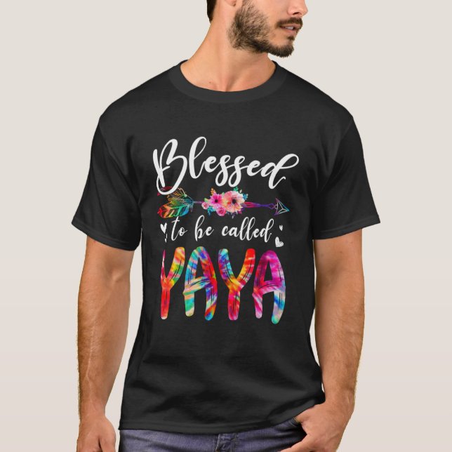 Camiseta Blessed To Be Called Mom & Yaya Floral Tie Dye Mot (Frente)
