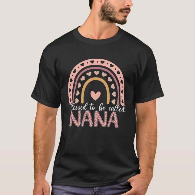 Camiseta Blessed To Be Called Nana Leopard Rainbow Cute Mom (Frente)