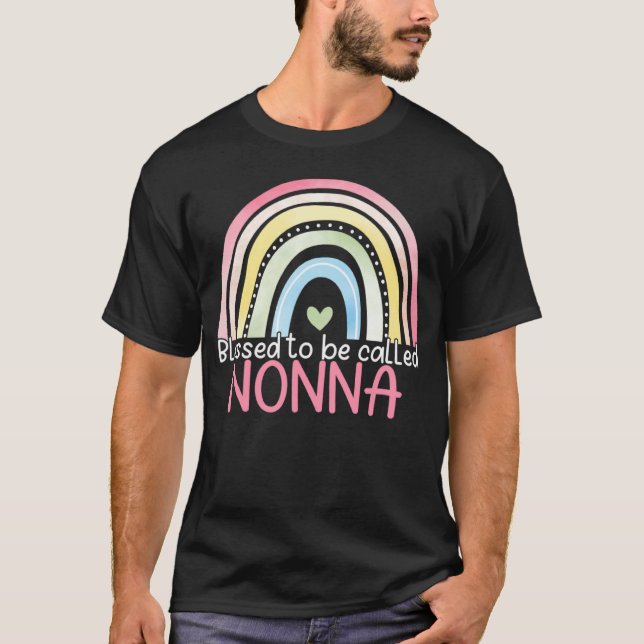 Camiseta Blessed To Be Called Nonna Rainbow Mother s Day Be (Frente)