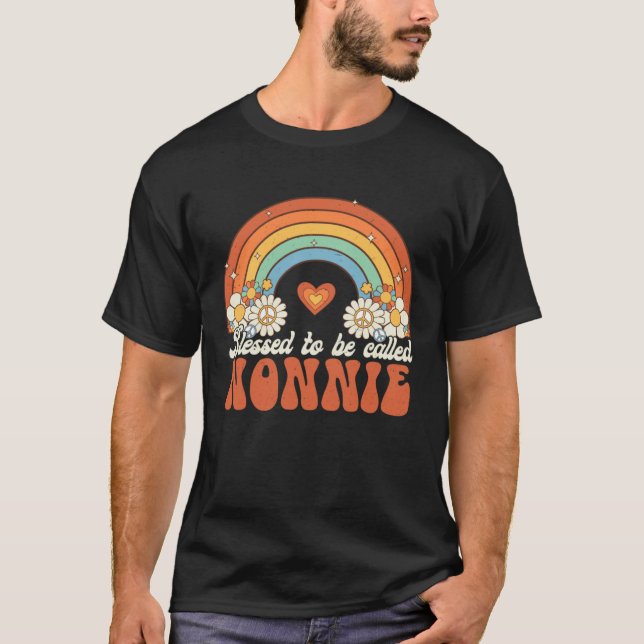 Camiseta Blessed To Be Called Nonnie Groovy Rainbow Mothers (Frente)