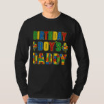 Camiseta Bloco de Edifício de Pais do Coração de Aniversári<br><div class="desc">Aniversário Garotos Do Bloco De Pais De Coração Bloco De Pai De Bloco De Brick De Aniversário. Presente perfeito para seu pai, mãe, pai, homens, mulheres, amigos e familiares no Dia de Ação de Graças, Dia de Natal, Dia de as mães, Dia de os pais, 4 de julho de 1776...</div>