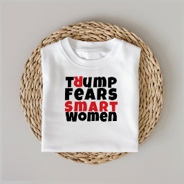 Camiseta Blogueiro anti-trump feminista slogan vermelho neg
