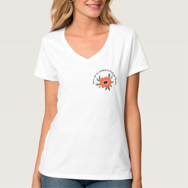 Camiseta Bloom Female Empowerment Quote (Frente)