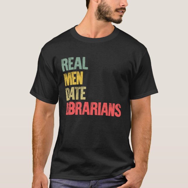 Camiseta Bloqueadores de data de homens reais e engraçados (Frente)