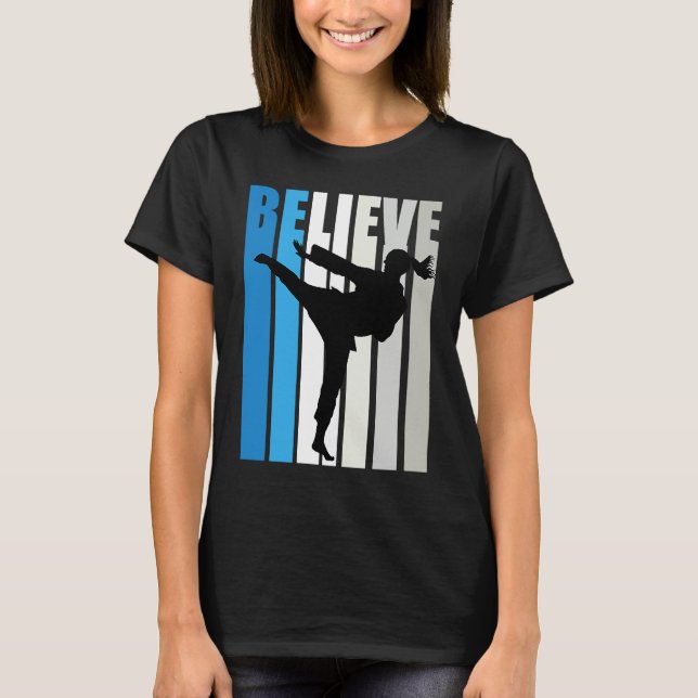 Camiseta Blue Womens Believe Karate Motivational Retro Grap (Frente)