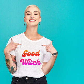 Camiseta Boa Bruxa Rosa Engraçada e Font Laranja no Dia das