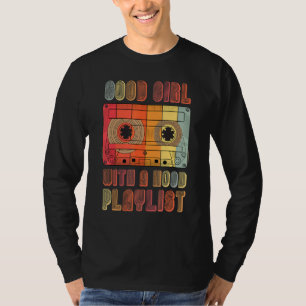 Camiseta Boa Menina com Lista de Músicas de Capuchos 80 e 9