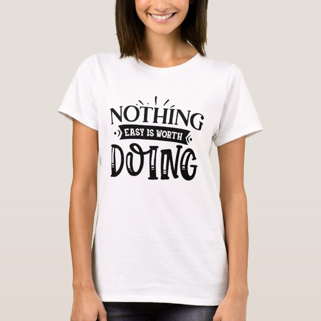 Camiseta Boas Coisas Levam Tempo Script Tee (Frente)