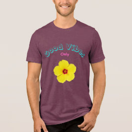 Camiseta Boas Víblias Apenas Arte de Hibisco Amarelo