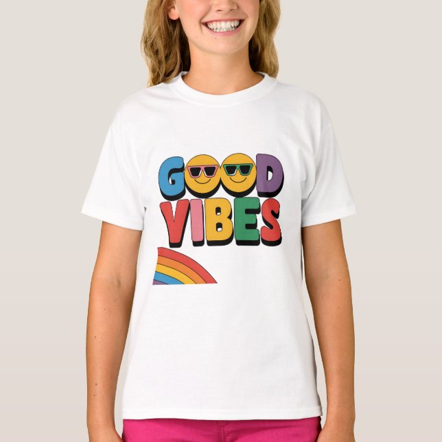 Camiseta Boas Víblias: Rainbow Edition (Frente)